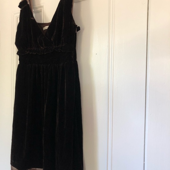 Anthropologie’s Hazel Brown Velvet Ribbon Dress - Picture 4 of 8